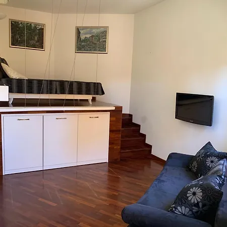 Lovely Loft In Trastevere Roma